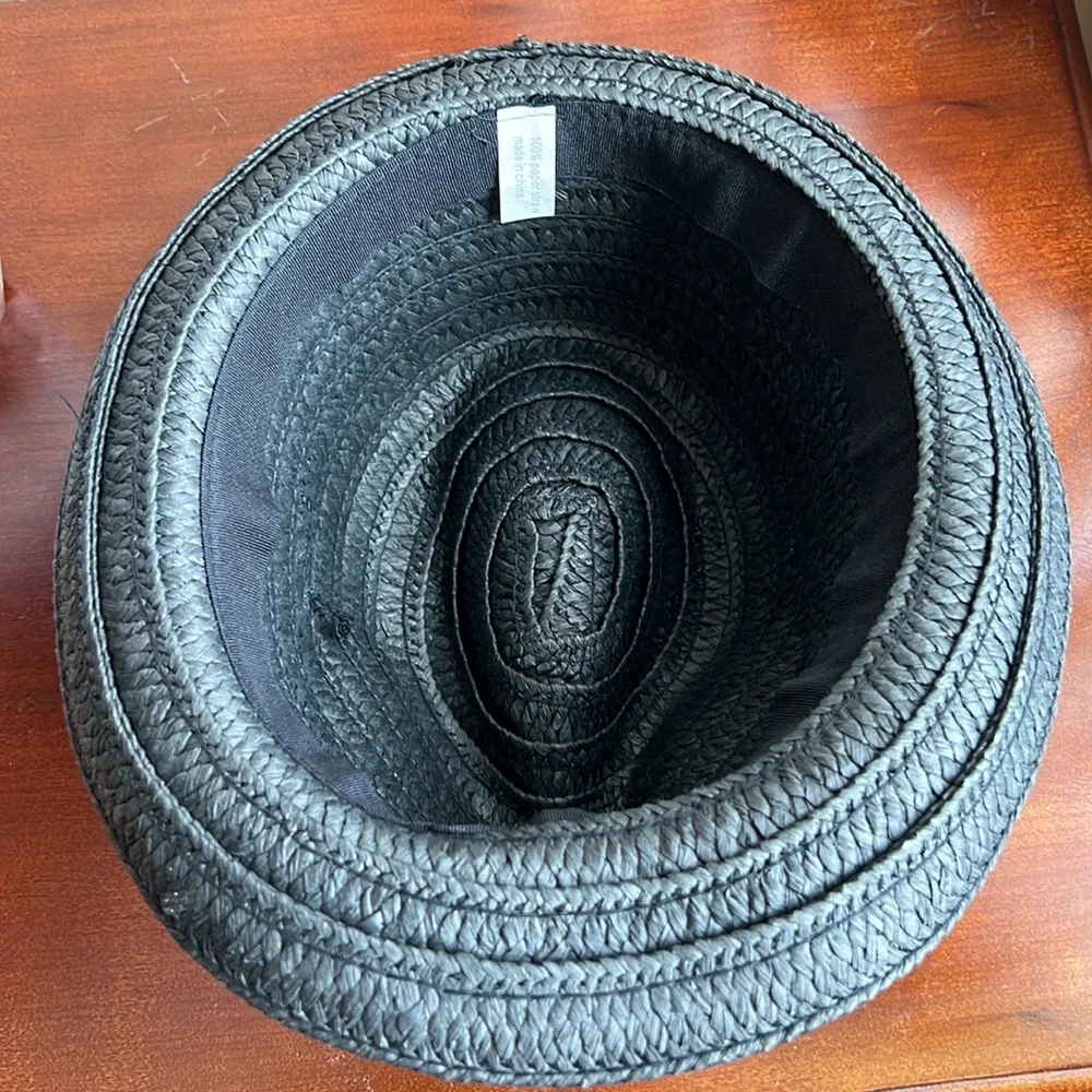 Fedora Hat Men’s 100% paper straw color gray excellent preowned condition